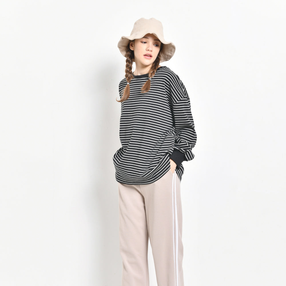 Women Oversized Long Sleeve Top - Black - CMH2F4359