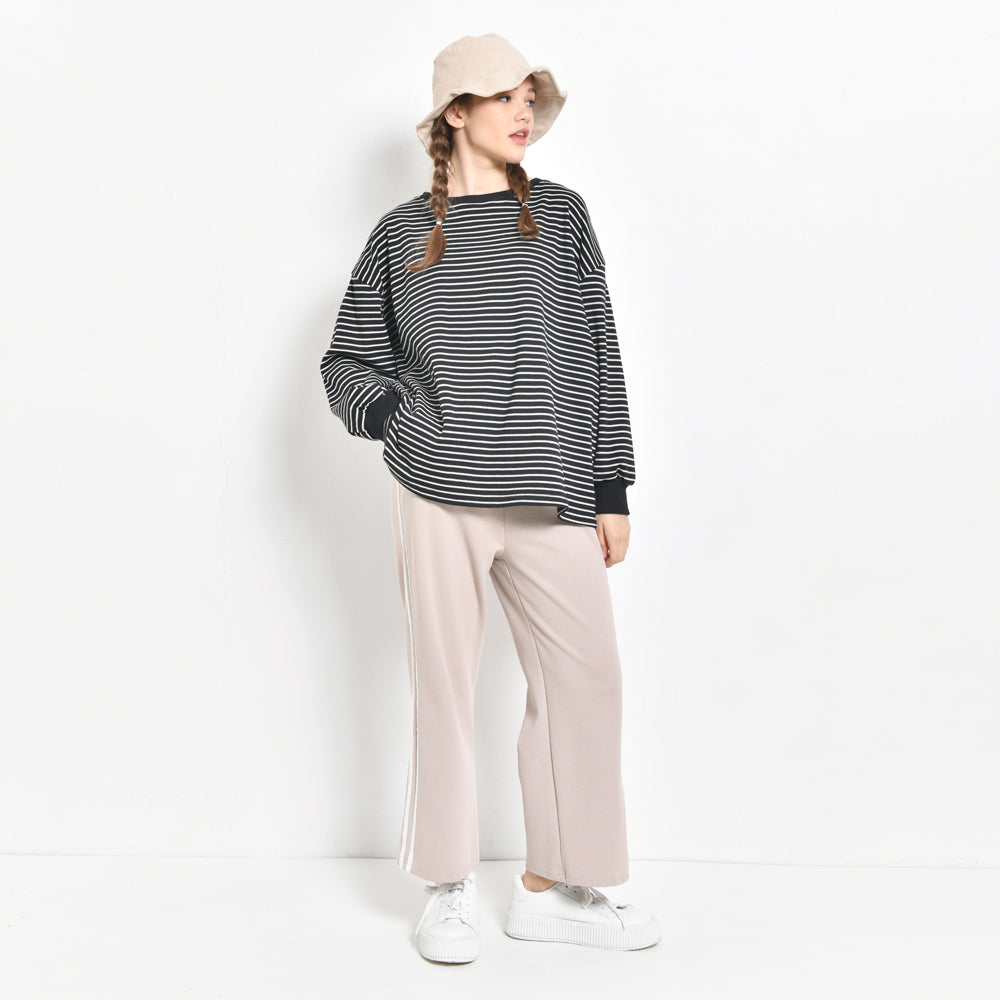 Women Oversized Long Sleeve Top - Black - CMH2F4359